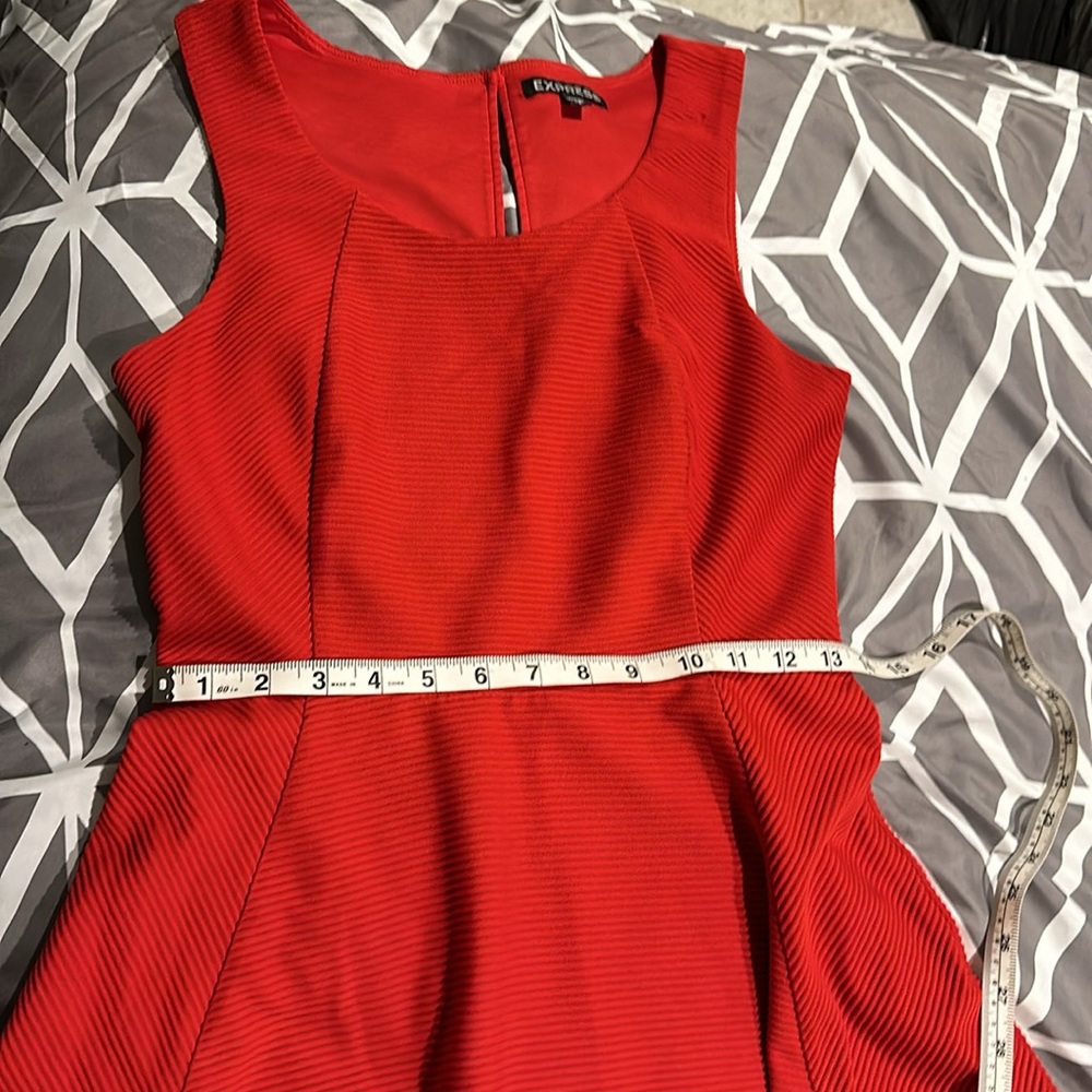 Dress - Picture 5 of 5